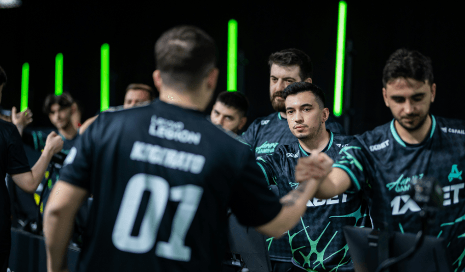 FURIA, NAVI, The MongolZ и Aurora — участники плей-офф Thunderpick World Championship 2025